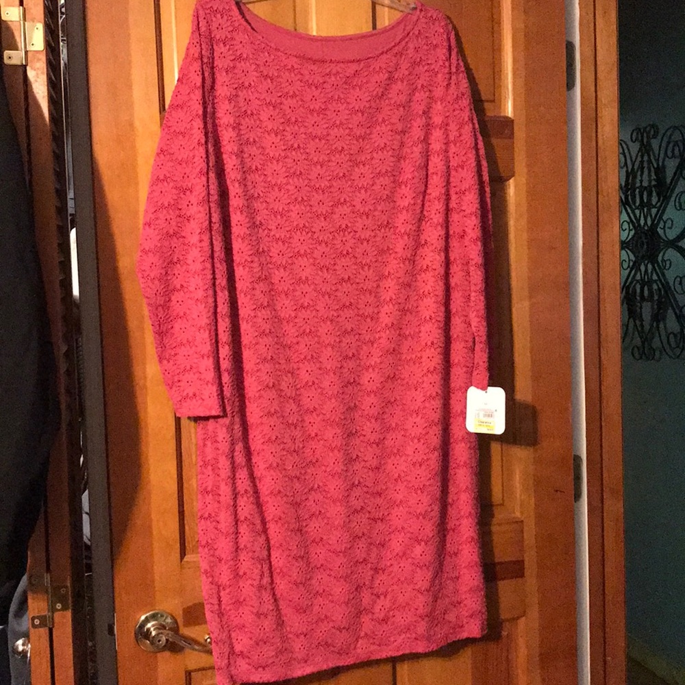 Maternity XL pink dress. Tags on. Never worn